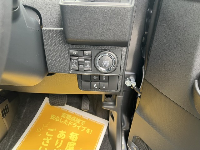 ダイハツ タントカスタム5枚目