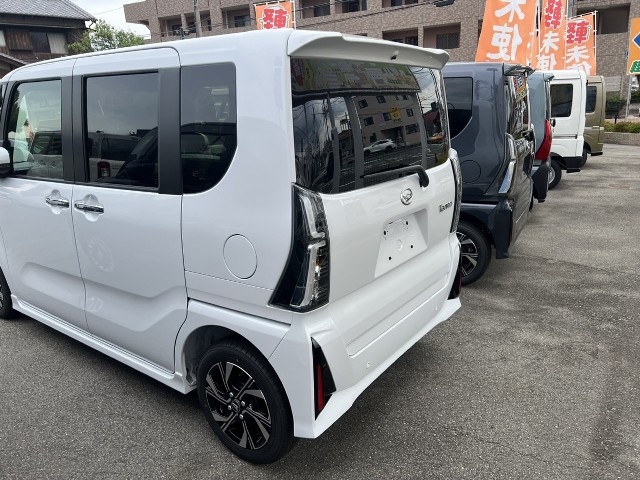 ダイハツ タントカスタム3枚目