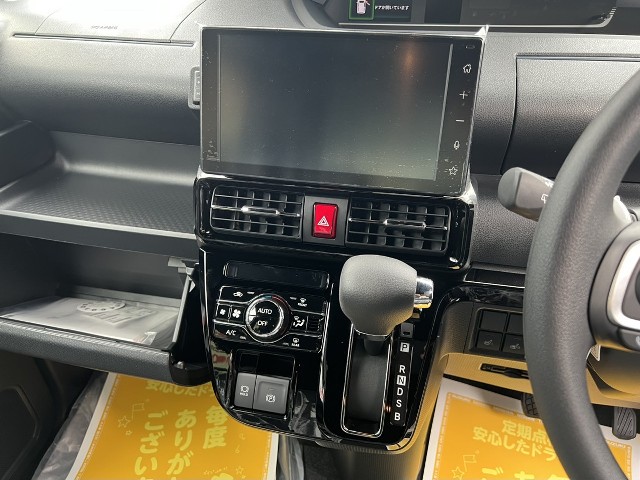 ダイハツ タントカスタム6枚目